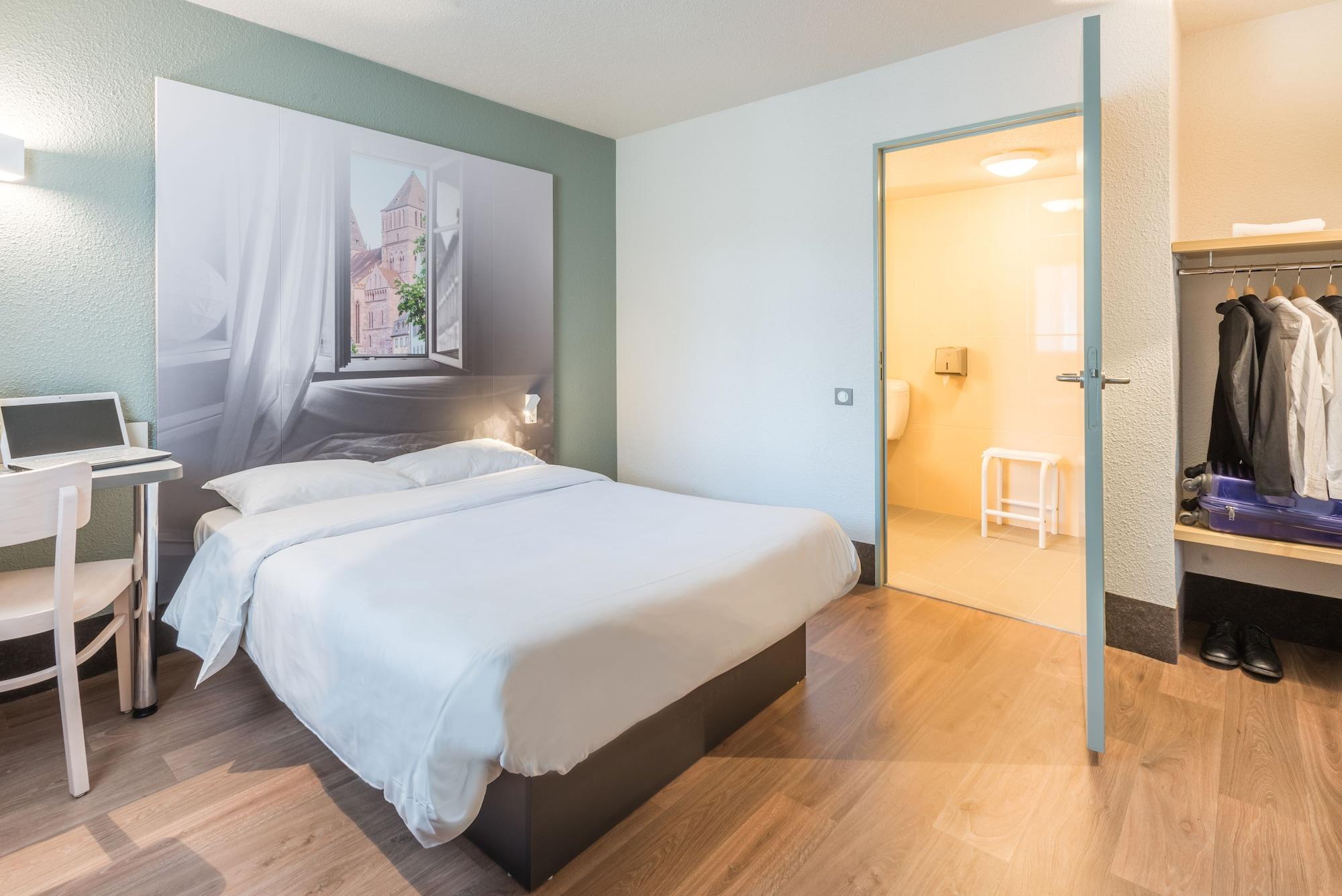 B&B Hotel Lyon St Priest Hotel 2*