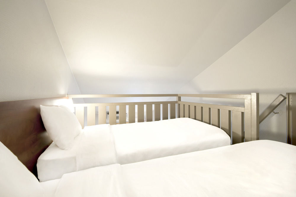 Hotel B&B Hotel Lyon St Priest 2*