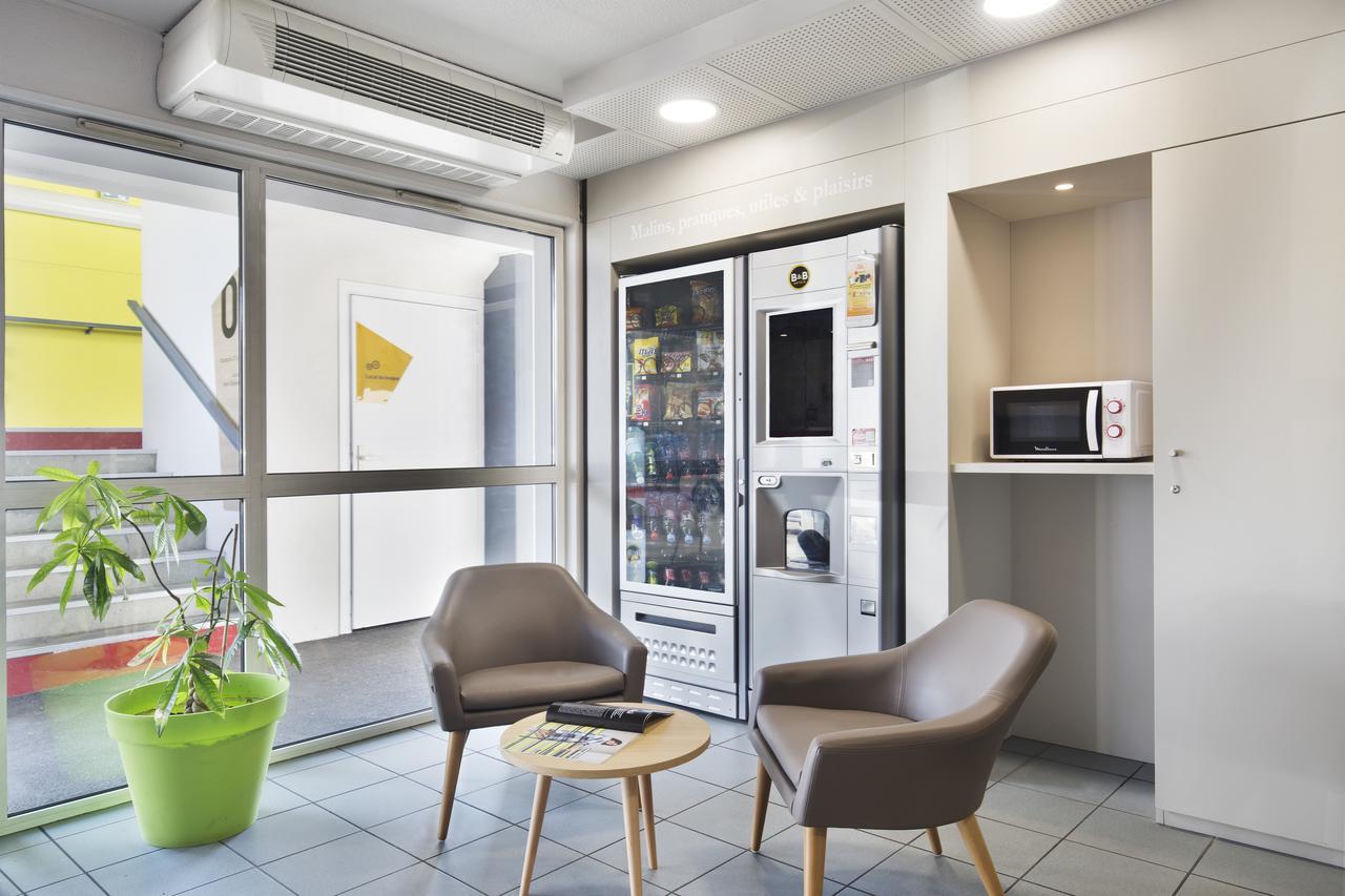 B&B Hotel Lyon St Priest Hotel 2*